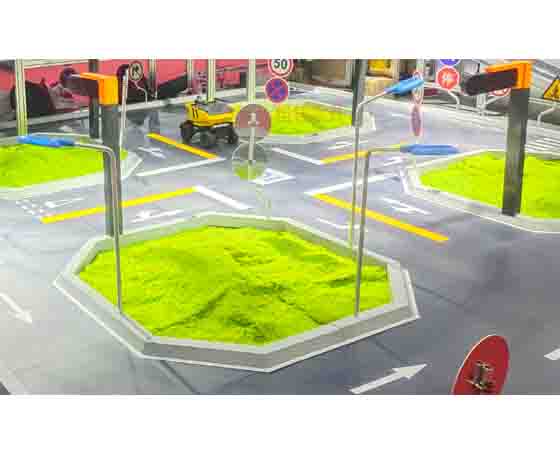 智能網(wǎng)聯(lián)仿真沙盤